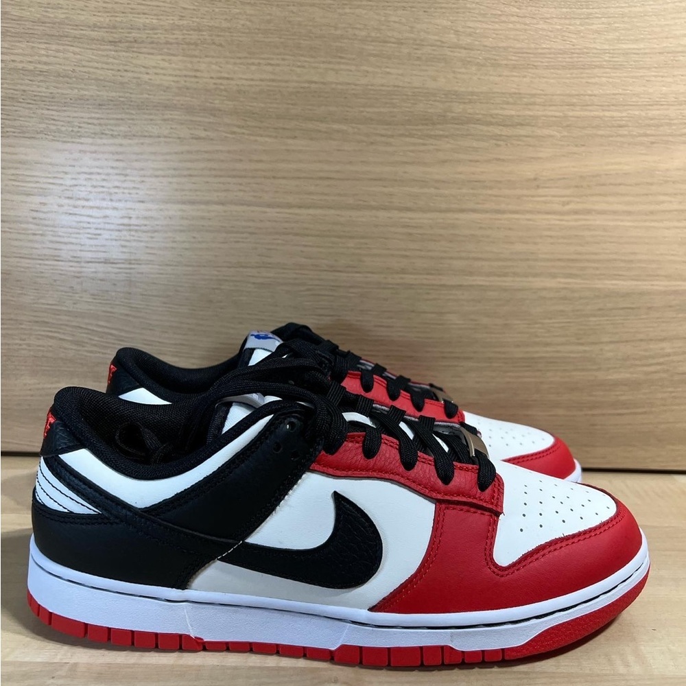 Dunk Low “Chicago EMB”